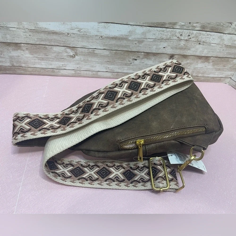 Style & Co. Brown Crossbody‎ Bag with Patterned Strap NWOT Retails $69